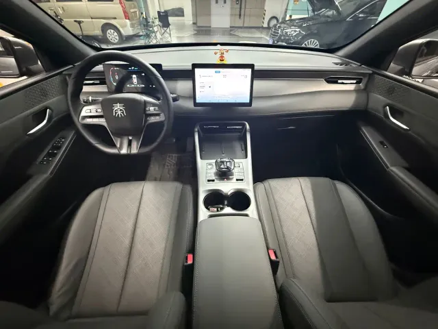 BYD Qin PLUS — Фото автомобиля 14