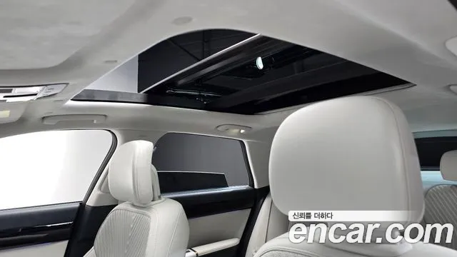 Hyundai Grandeur GN7 — Фото автомобиля 22
