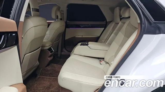 Hyundai Grandeur GN7 — Фото автомобиля 29