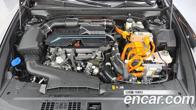 Hyundai Grandeur GN7 — Фото автомобиля 6