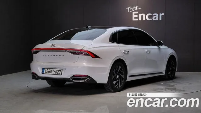 Hyundai Grandeur Exclusive — Фото автомобиля 2
