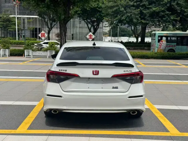 Honda Civic — Фото автомобиля 5