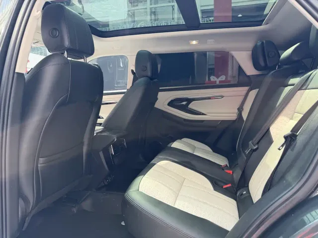 Land Rover Range Rover Evoque — Фото автомобиля 10