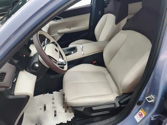 Changan Eado — Фото автомобиля 14