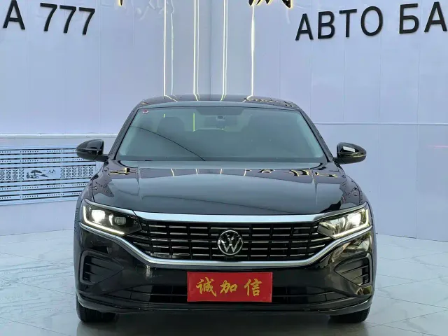 Volkswagen Passat — Фото автомобиля 2