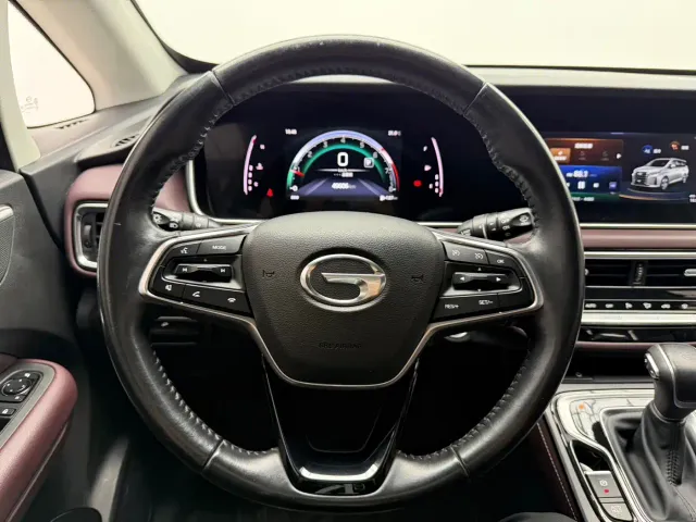 GAC Trumpchi M6 — Фото автомобиля 15