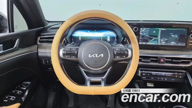 Kia K5 — Фото автомобиля 21