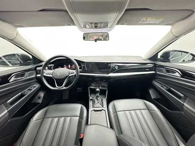 Volkswagen Passat — Фото автомобиля 6