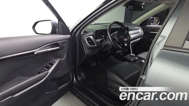 Kia Seltos — Фото автомобиля 15