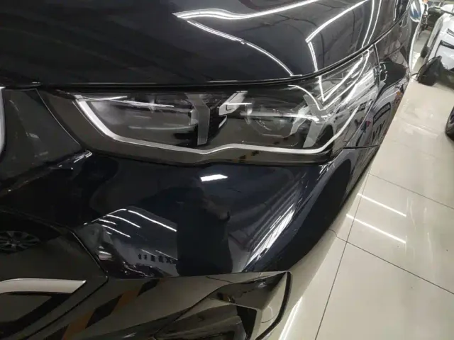 BMW i5 — Фото автомобиля 23