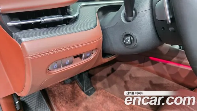 Genesis G90 Бензин 3.5 турбо AWD — Фото автомобиля 17
