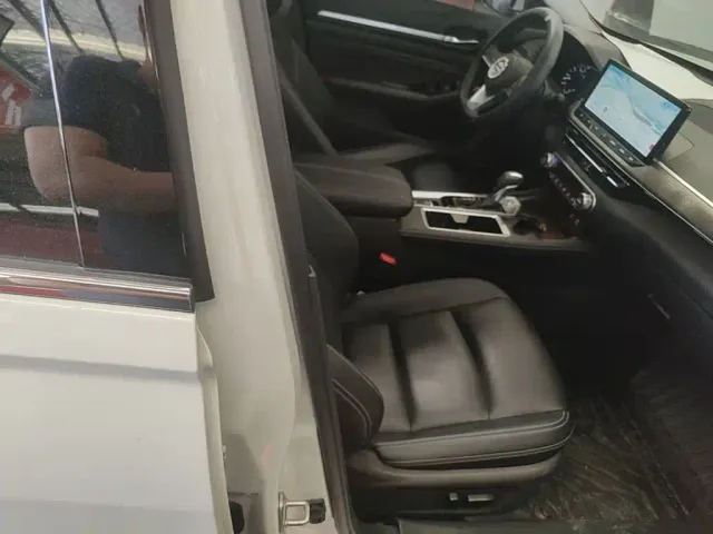 Nissan Teana — Фото автомобиля 19