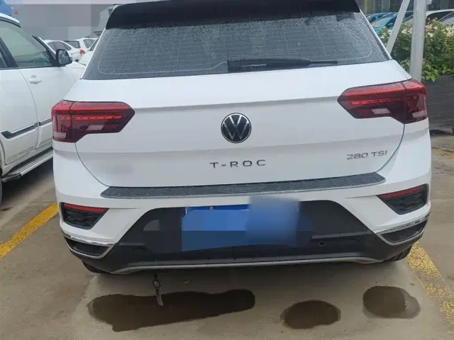 Volkswagen T-Roc — Фото автомобиля 9