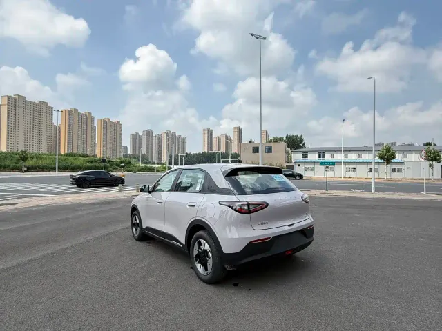 Geely Starry Wish — Фото автомобиля 3
