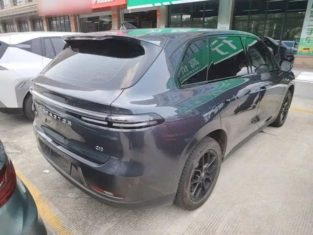 Leapmotor C10 — Фото автомобиля 6