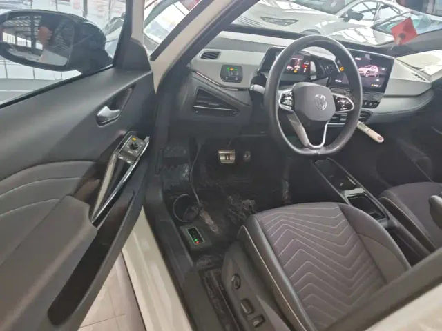 Volkswagen ID.3 — Фото автомобиля 15