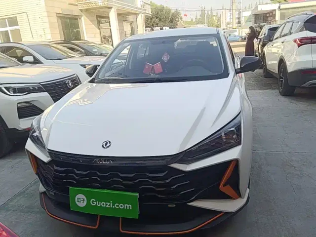 Dongfeng Yixuan — Фото автомобиля 2