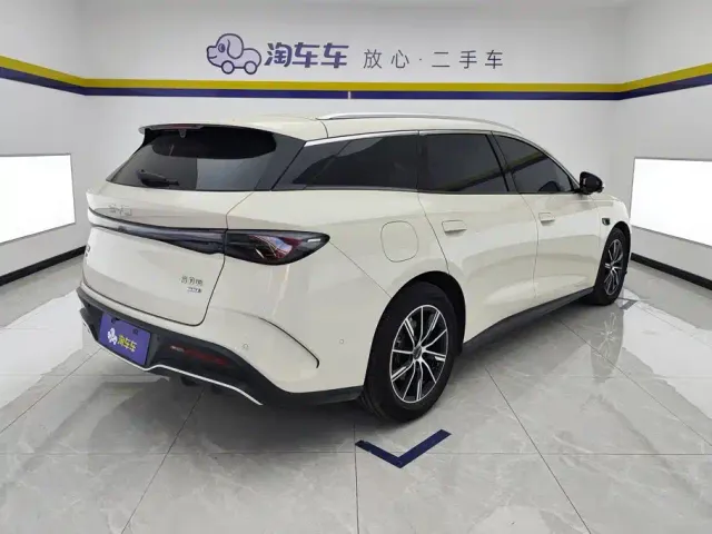 BYD Seal 06 DM-i Touring — Фото автомобиля 3