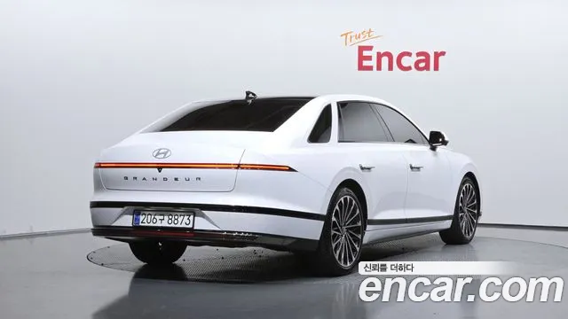 Hyundai Grandeur GN7 — Фото автомобиля 2