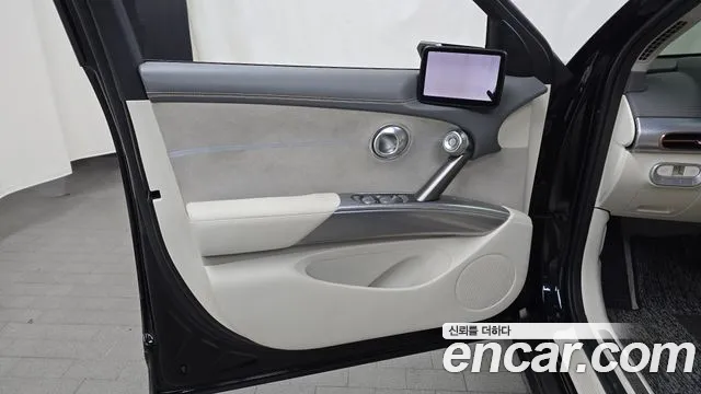 Genesis GV60 — Фото автомобиля 19