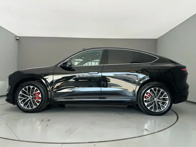 Nio EC6 — Фото автомобиля 4
