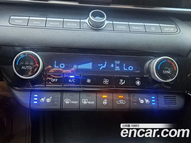 Hyundai AVANTE Avante (CN7) — Фото автомобиля 12