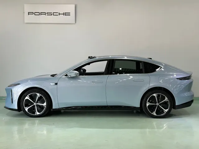 NIO NIO ET5 2025 75kWh — Фото автомобиля 2