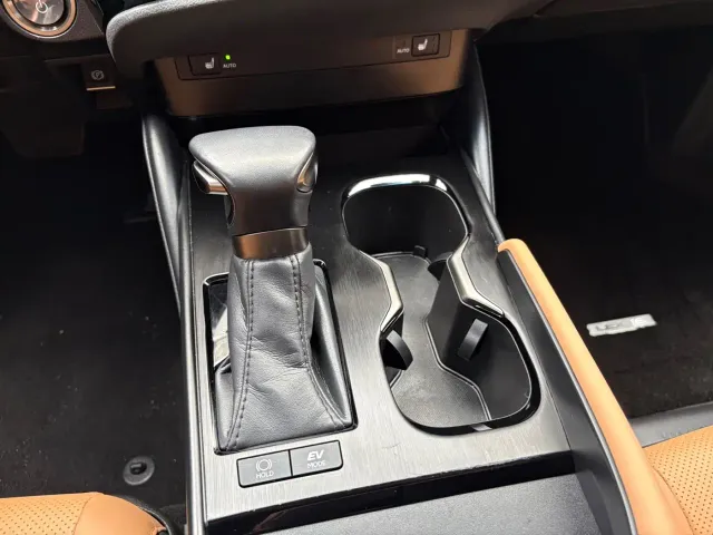 Lexus ES — Фото автомобиля 6
