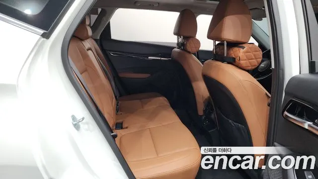 Kia Seltos Бензин 1.6 турбо 2WD — Фото автомобиля 12