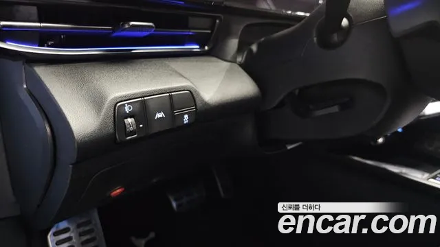 Hyundai AVANTE — Фото автомобиля 16