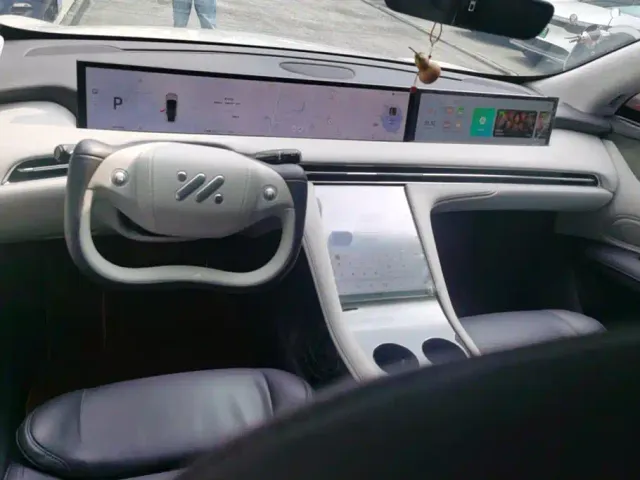 IM Motors LS7 — Фото автомобиля 12
