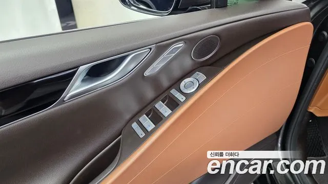 Genesis G80 Бензин 2.5 турбо AWD — Фото автомобиля 24