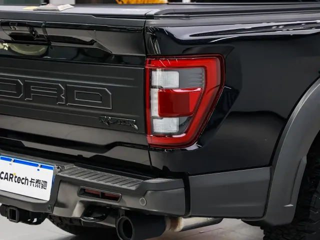 Ford F-150 Raptor — Фото автомобиля 9