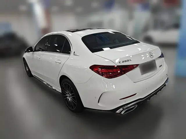 Mercedes-Benz C-Class — Фото автомобиля 6