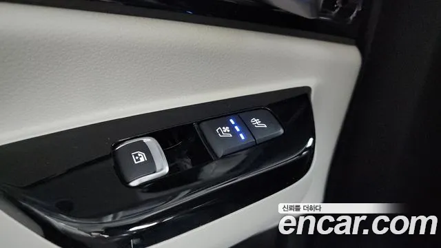 Kia Canival Carnival 4 поколение Дизель 9 мест Signature — Фото автомобиля 6