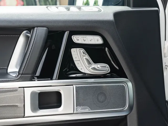 Mercedes-Benz G-Class — Фото автомобиля 11