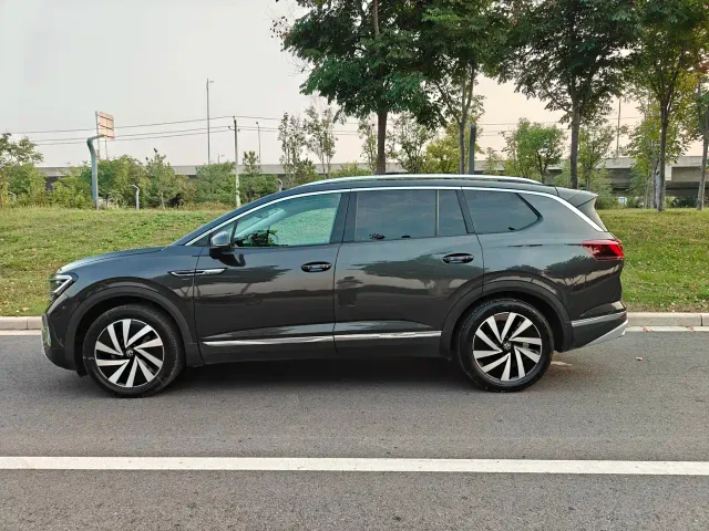 Volkswagen Talagon — Фото автомобиля 7