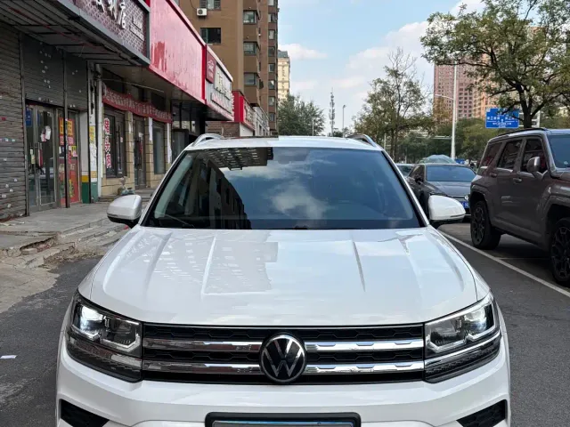 Volkswagen Tharu — Фото автомобиля 2