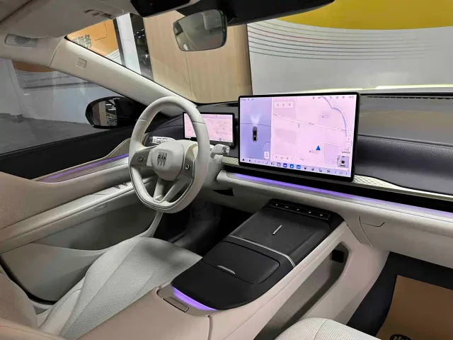Buick Electra L7 — Фото автомобиля 9