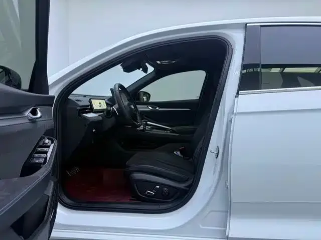 Geely Xingrui — Фото автомобиля 11