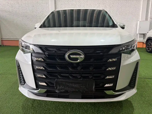 GAC Trumpchi M6 — Фото автомобиля 2