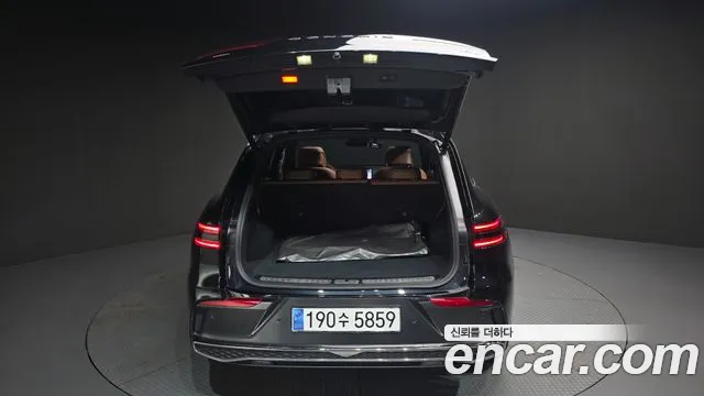 Genesis GV70 2.5T Бензин AWD — Фото автомобиля 18