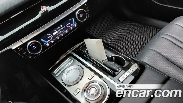 Genesis G80 Бензин 2.5 турбо AWD — Фото автомобиля 8