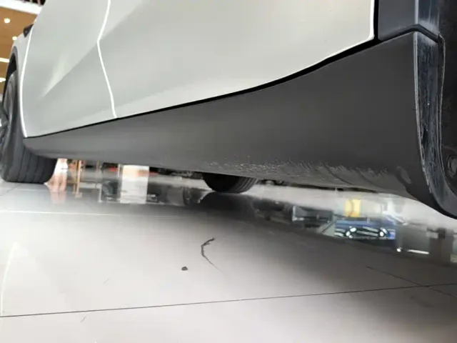 Tesla Model Y — Фото автомобиля 21