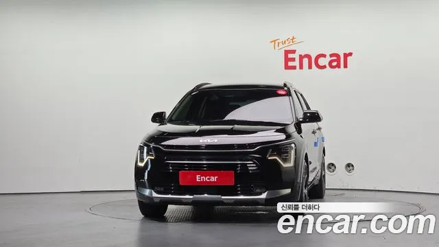 Kia Niro The All New Niro Signature — Фото автомобиля 2
