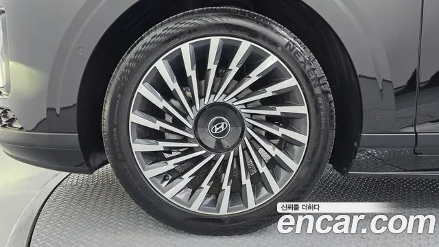 Hyundai Grandeur GN7 — Фото автомобиля 5
