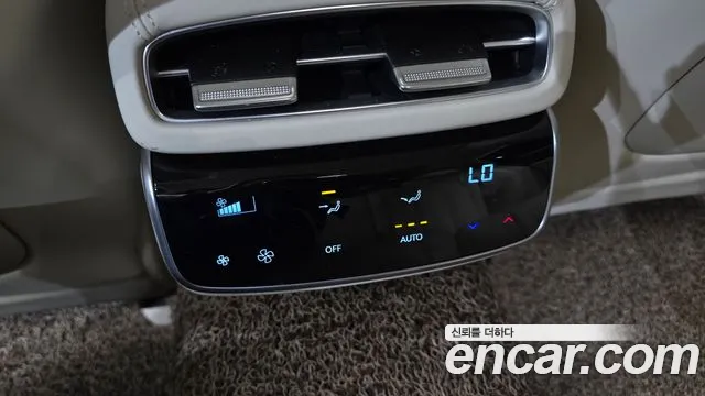 Genesis G80 Бензин 2.5 турбо AWD — Фото автомобиля 30