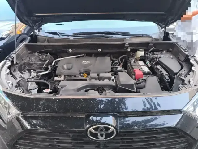 Toyota RAV4 — Фото автомобиля 22