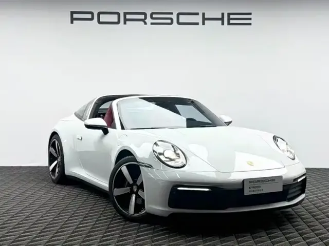 Porsche 911 — Фото автомобиля 2