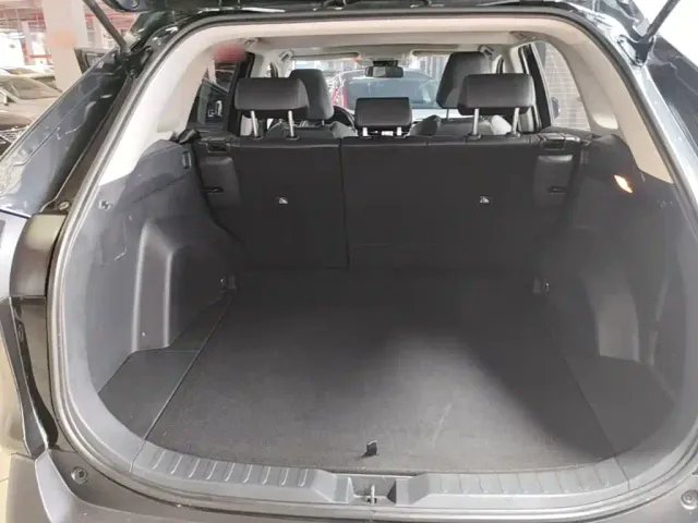 Toyota RAV4 — Фото автомобиля 18